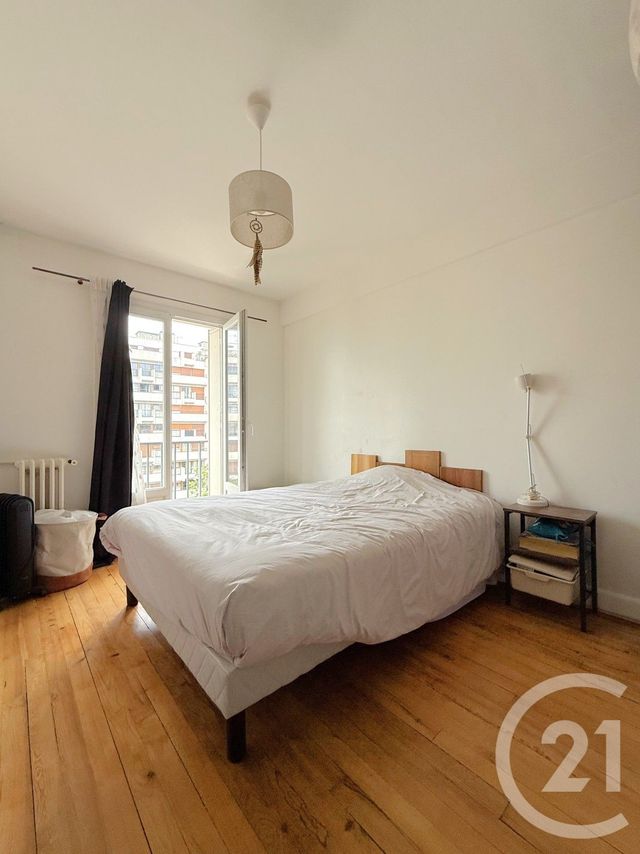 Appartement F4 à vendre - 4 pièces - 68.5 m2 - PARIS - 75016 - ILE-DE-FRANCE - Century 21 Via Conseil 16Ème