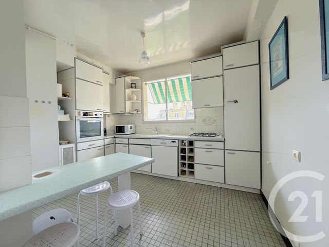Appartement F6 à vendre - 6 pièces - 121.86 m2 - PARIS - 75016 - ILE-DE-FRANCE - Century 21 Via Conseil 16Ème