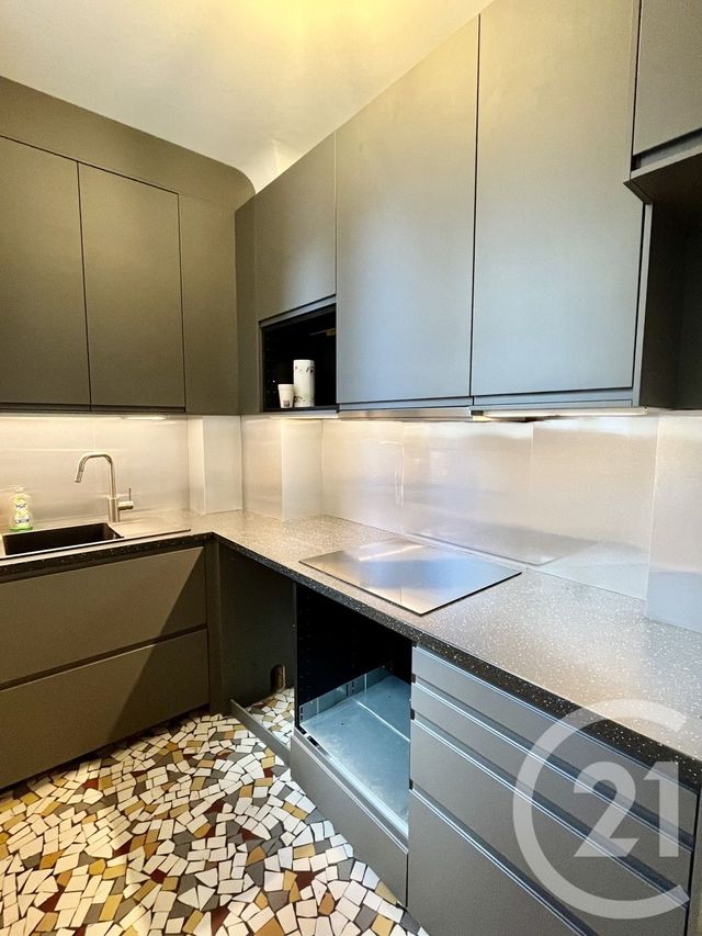 Appartement F2 à vendre - 2 pièces - 48.0 m2 - PARIS - 75016 - ILE-DE-FRANCE - Century 21 Via Conseil 16Ème