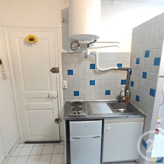 Appartement Chambre à vendre - 1 pièce - 9.08 m2 - PARIS - 75116 - ILE-DE-FRANCE - Century 21 Via Conseil 16Ème