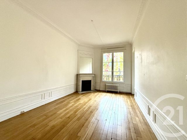 Appartement F3 à vendre - 3 pièces - 65.0 m2 - PARIS - 75016 - ILE-DE-FRANCE - Century 21 Via Conseil 16Ème