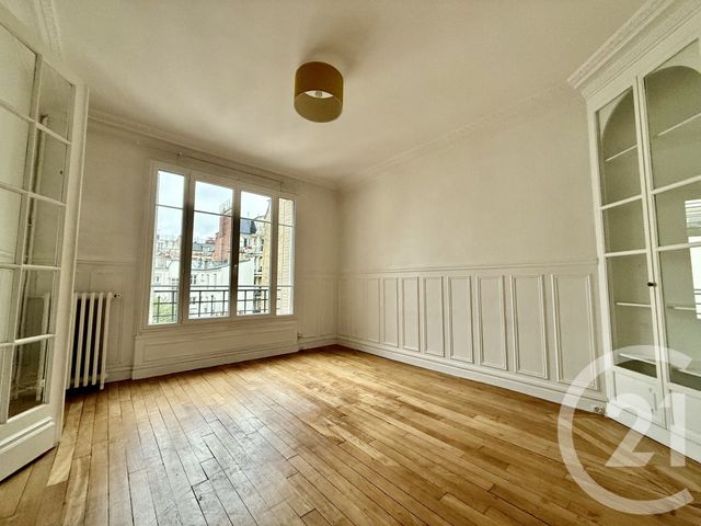 Appartement F3 à vendre - 3 pièces - 65.0 m2 - PARIS - 75016 - ILE-DE-FRANCE - Century 21 Via Conseil 16Ème
