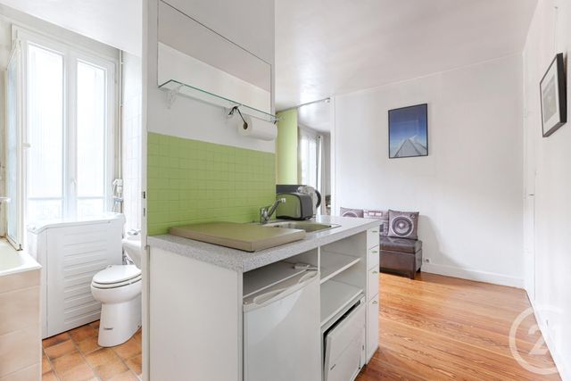 Appartement à vendre - 2 pièces - 28.0 m2 - PARIS - 75016 - ILE-DE-FRANCE - Century 21 Via Conseil 16Ème