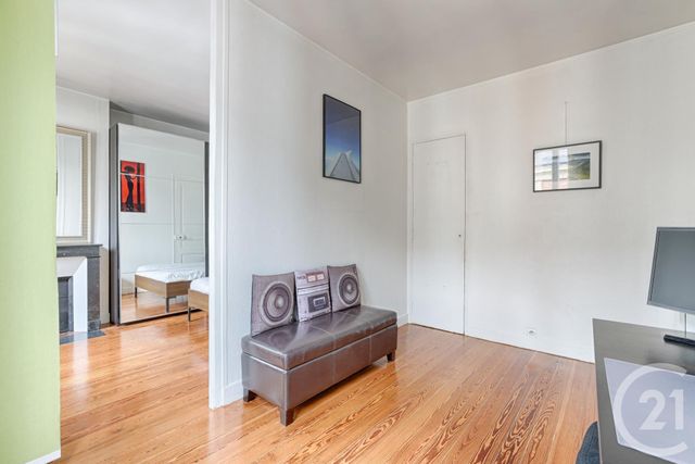 Appartement à vendre - 2 pièces - 28.0 m2 - PARIS - 75016 - ILE-DE-FRANCE - Century 21 Via Conseil 16Ème