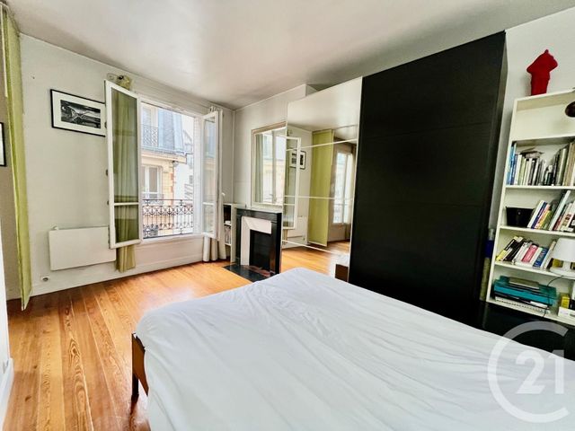 Appartement à vendre - 2 pièces - 28.0 m2 - PARIS - 75016 - ILE-DE-FRANCE - Century 21 Via Conseil 16Ème