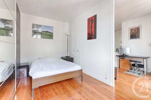 Appartement à vendre - 2 pièces - 28.0 m2 - PARIS - 75016 - ILE-DE-FRANCE - Century 21 Via Conseil 16Ème