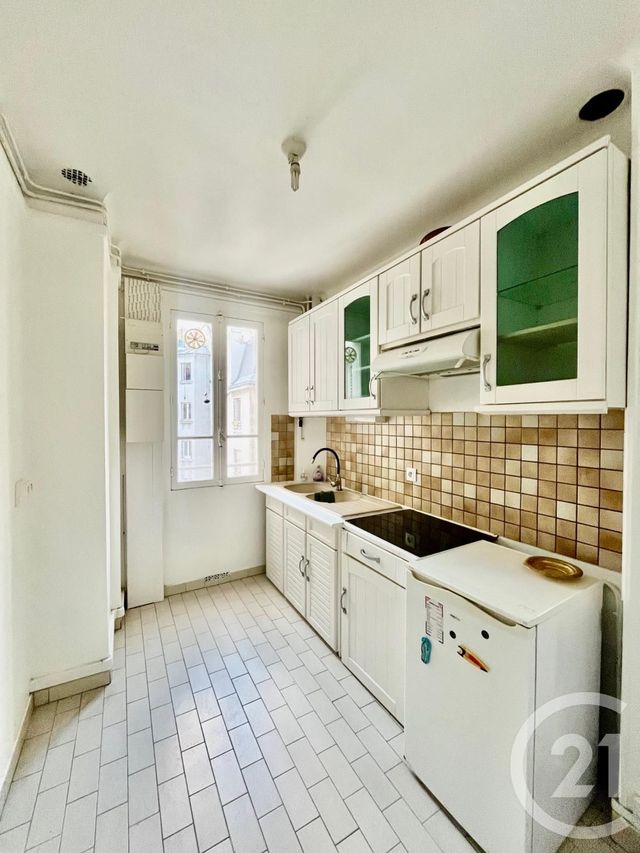 Appartement F4 à vendre - 4 pièces - 66.0 m2 - PARIS - 75016 - ILE-DE-FRANCE - Century 21 Via Conseil 16Ème