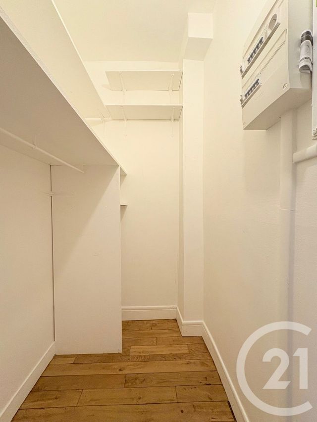Appartement F2 à louer - 2 pièces - 45.46 m2 - PARIS - 75016 - ILE-DE-FRANCE - Century 21 Via Conseil 16Ème