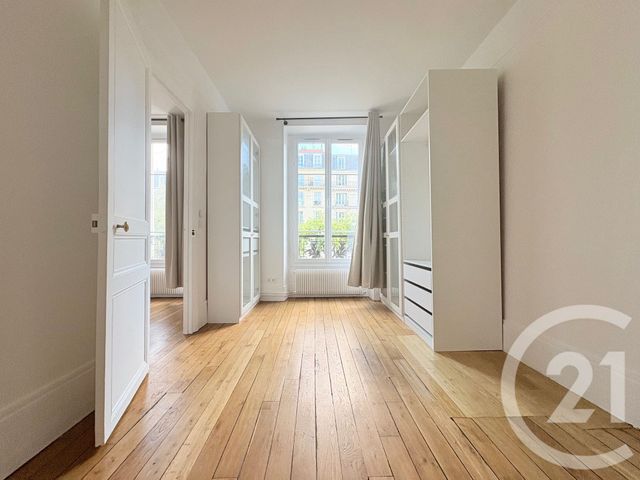 Appartement F2 à louer - 2 pièces - 45.46 m2 - PARIS - 75016 - ILE-DE-FRANCE - Century 21 Via Conseil 16Ème