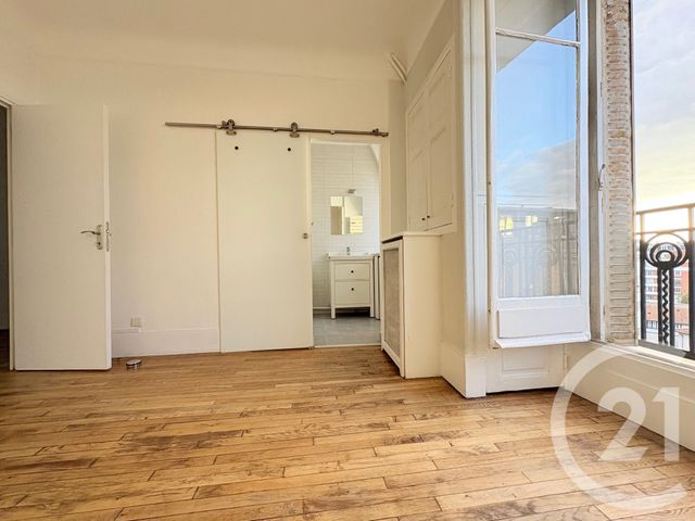 Afficher la photo en grand Appartement F2 à louer - 2 pièces - 52.19 m2 - PARIS - 75016 - ILE-DE-FRANCE - Century 21 Via Conseil 16Ème