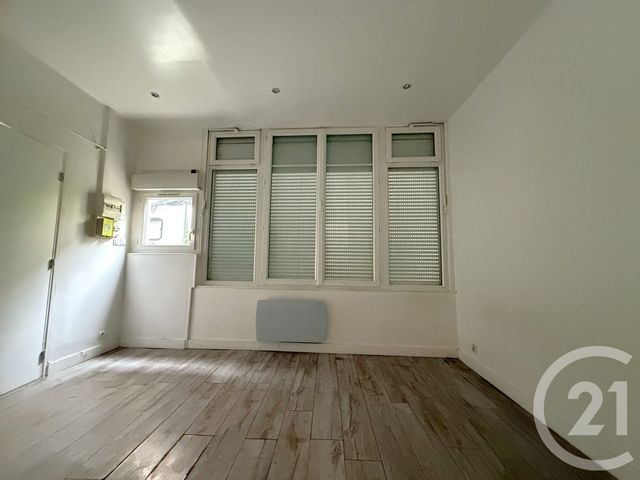 Appartement Studio à vendre - 1 pièce - 16.0 m2 - GENTILLY - 94 - ILE-DE-FRANCE - Century 21 Via Conseil 16Ème