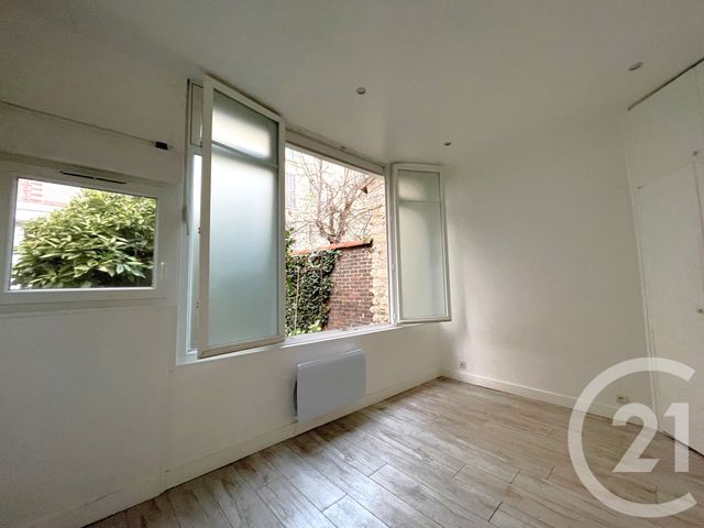 Appartement Studio à vendre - 1 pièce - 16.0 m2 - GENTILLY - 94 - ILE-DE-FRANCE - Century 21 Via Conseil 16Ème