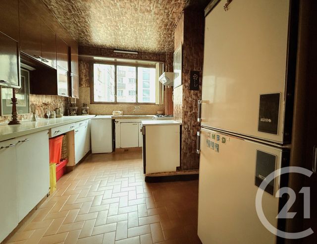 Appartement F5 à vendre - 5 pièces - 140.3 m2 - PARIS - 75016 - ILE-DE-FRANCE - Century 21 Via Conseil 16Ème