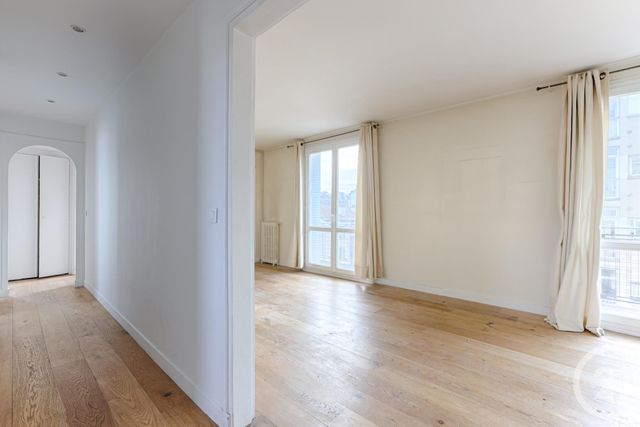 Appartement à vendre - 3 pièces - 65.0 m2 - PARIS - 75016 - ILE-DE-FRANCE - Century 21 Via Conseil 16Ème