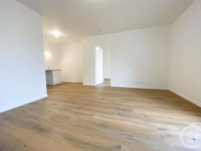 Appartement F2 à louer - 2 pièces - 45.28 m2 - VILLIERS SUR MARNE - 94 - ILE-DE-FRANCE - Century 21 Via Conseil 16Ème