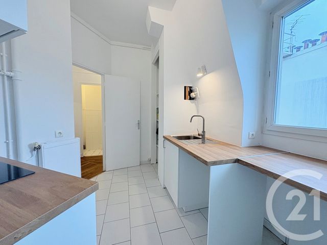 Appartement F3 à louer - 3 pièces - 63.91 m2 - PARIS - 75016 - ILE-DE-FRANCE - Century 21 Via Conseil 16Ème