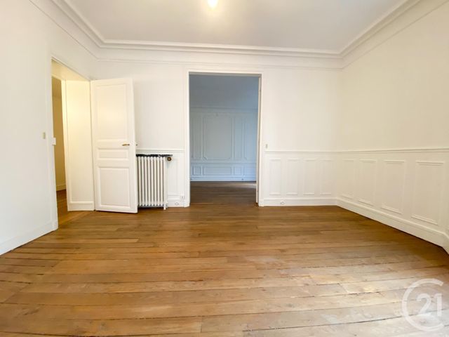 Appartement F2 à louer - 2 pièces - 55.7 m2 - PARIS - 75013 - ILE-DE-FRANCE - Century 21 Via Conseil 16Ème