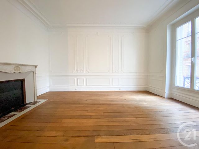 Appartement F2 à louer - 2 pièces - 55.7 m2 - PARIS - 75013 - ILE-DE-FRANCE - Century 21 Via Conseil 16Ème