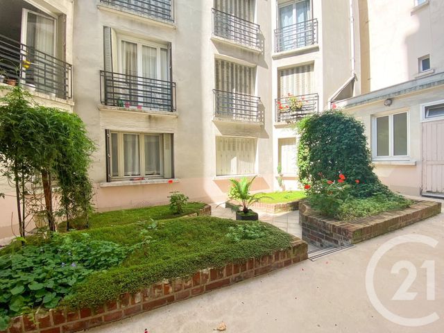Appartement F2 à louer - 2 pièces - 29.72 m2 - PARIS - 75016 - ILE-DE-FRANCE - Century 21 Via Conseil 16Ème