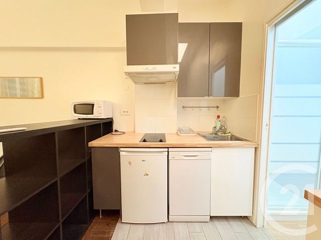 Appartement F2 à louer - 2 pièces - 29.72 m2 - PARIS - 75016 - ILE-DE-FRANCE - Century 21 Via Conseil 16Ème