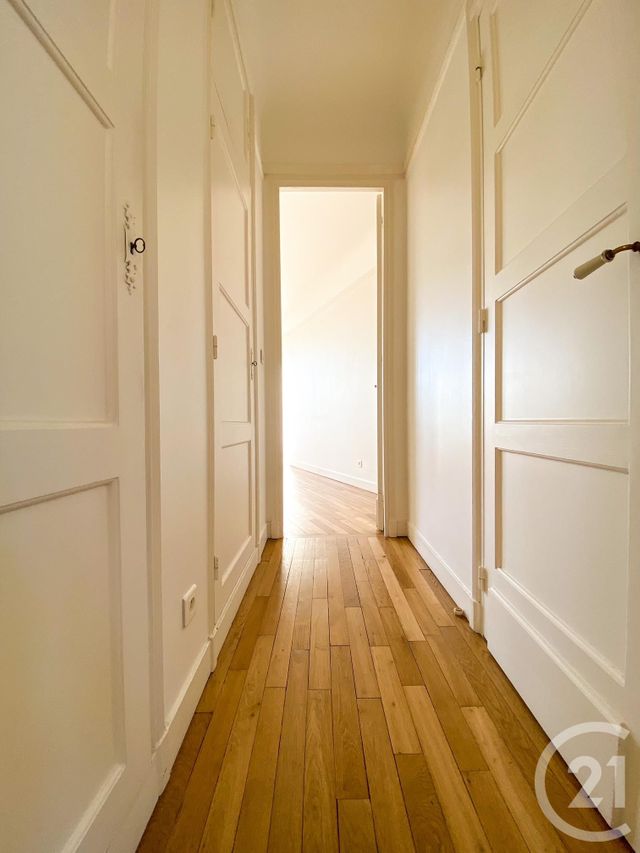 Appartement F3 à louer - 3 pièces - 67.02 m2 - PARIS - 75016 - ILE-DE-FRANCE - Century 21 Via Conseil 16Ème