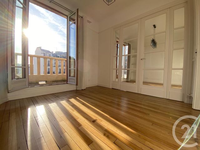 Appartement F3 à louer - 3 pièces - 67.02 m2 - PARIS - 75016 - ILE-DE-FRANCE - Century 21 Via Conseil 16Ème