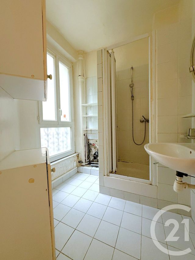 Appartement F2 à vendre - 2 pièces - 27.64 m2 - PARIS - 75016 - ILE-DE-FRANCE - Century 21 Via Conseil 16Ème