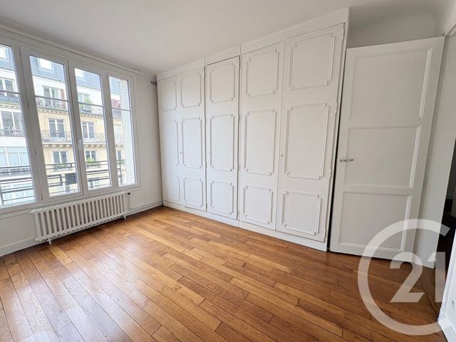 Appartement F2 à louer - 2 pièces - 43.07 m2 - PARIS - 75016 - ILE-DE-FRANCE - Century 21 Via Conseil 16Ème
