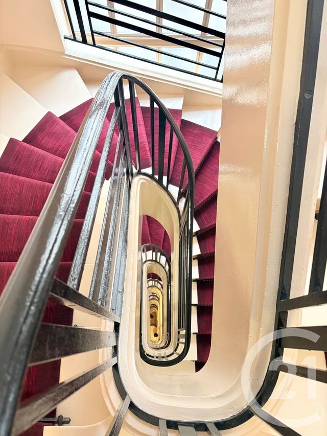 Appartement F2 à louer - 2 pièces - 43.07 m2 - PARIS - 75016 - ILE-DE-FRANCE - Century 21 Via Conseil 16Ème