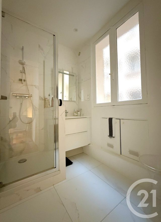 Appartement F2 à vendre - 2 pièces - 40.0 m2 - PARIS - 75016 - ILE-DE-FRANCE - Century 21 Via Conseil 16Ème