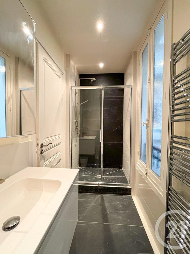 Appartement F2 à louer - 3 pièces - 68.26 m2 - PARIS - 75016 - ILE-DE-FRANCE - Century 21 Via Conseil 16Ème