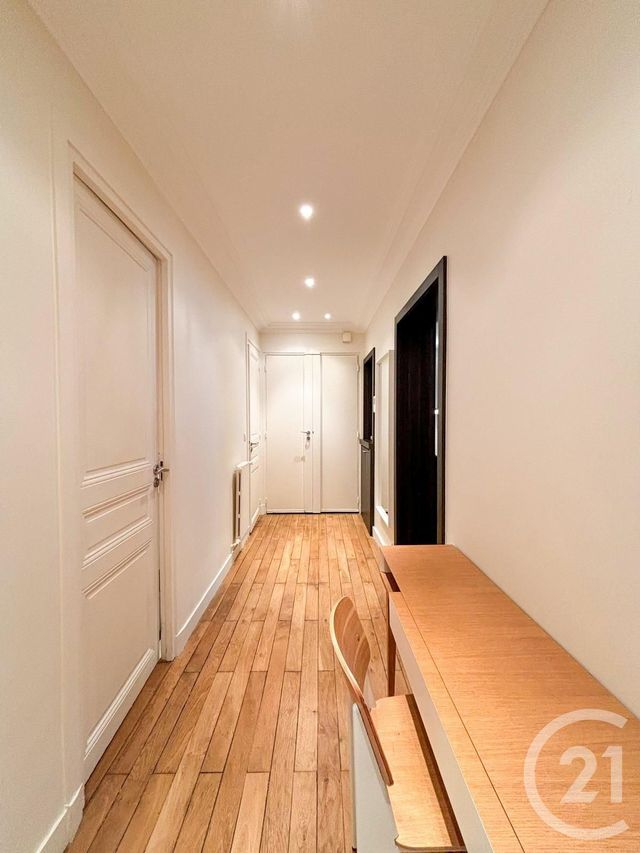 Appartement F2 à louer - 3 pièces - 68.26 m2 - PARIS - 75016 - ILE-DE-FRANCE - Century 21 Via Conseil 16Ème