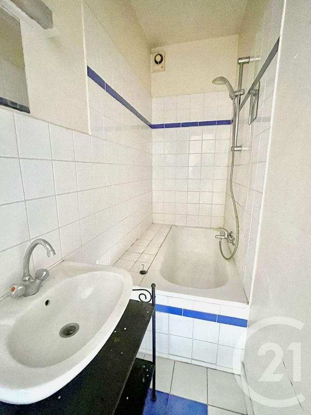 Appartement F2 à vendre - 2 pièces - 35.17 m2 - PARIS - 75016 - ILE-DE-FRANCE - Century 21 Via Conseil 16Ème
