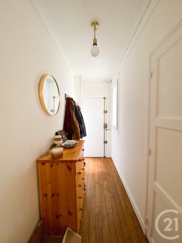 Appartement F2 à louer - 2 pièces - 40.39 m2 - PARIS - 75015 - ILE-DE-FRANCE - Century 21 Via Conseil 16Ème