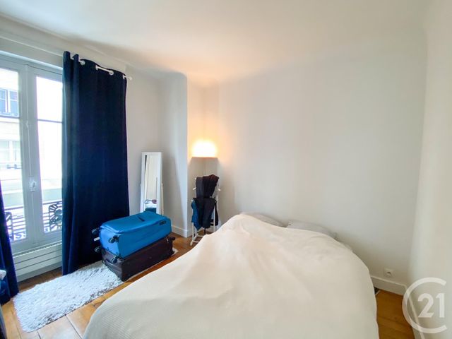 Appartement F2 à louer - 2 pièces - 40.39 m2 - PARIS - 75015 - ILE-DE-FRANCE - Century 21 Via Conseil 16Ème