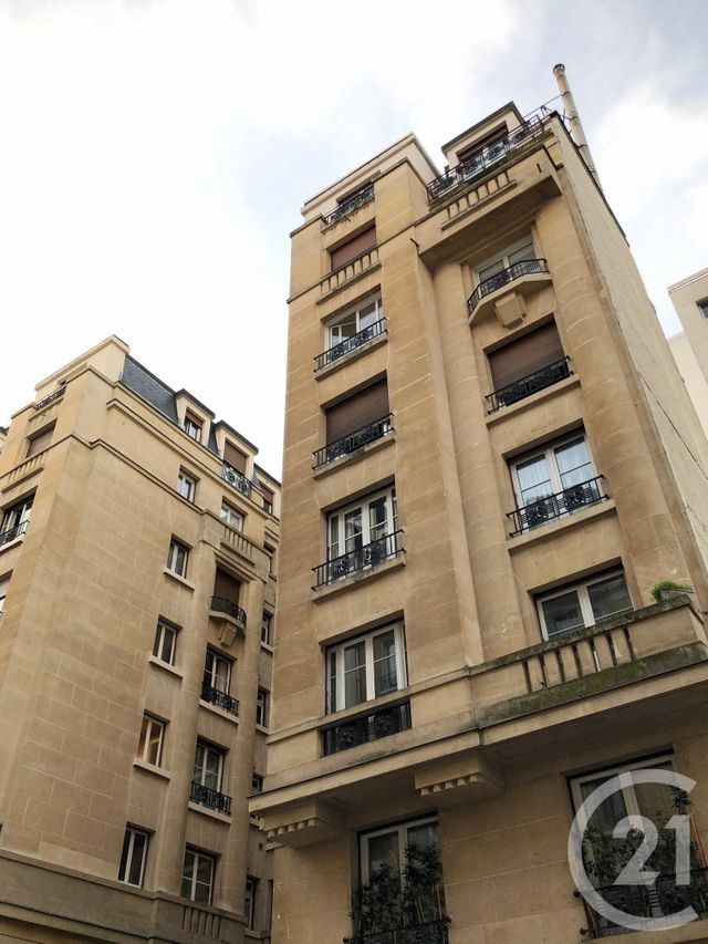 Appartement F2 à louer - 2 pièces - 40.39 m2 - PARIS - 75015 - ILE-DE-FRANCE - Century 21 Via Conseil 16Ème