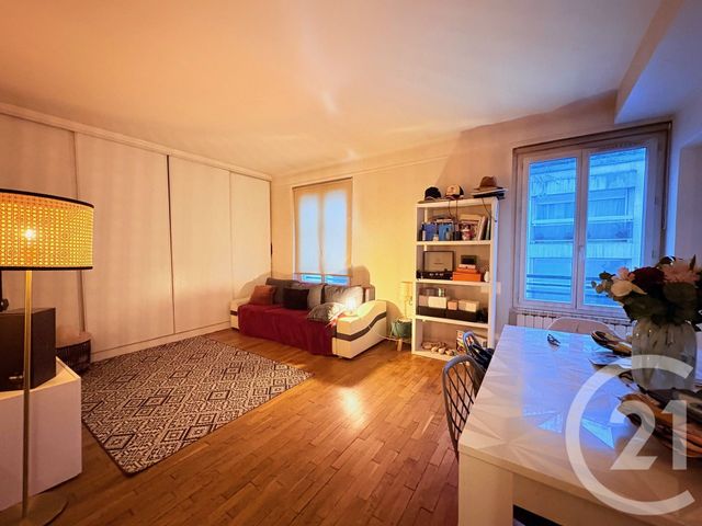 Appartement F2 à louer PARIS