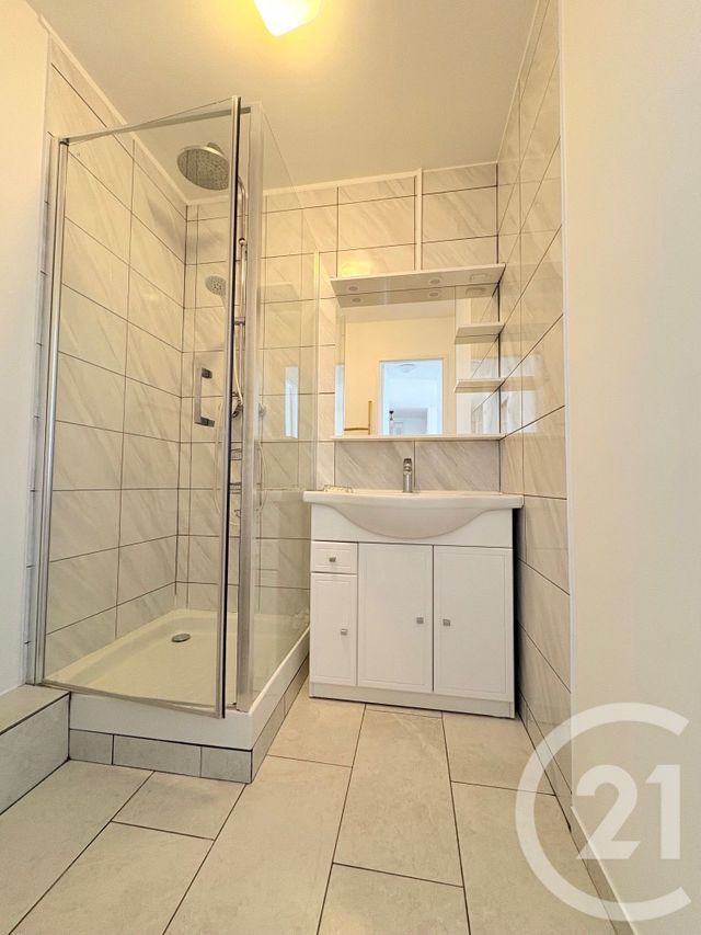 Appartement F2 à louer - 2 pièces - 45.01 m2 - PARIS - 75016 - ILE-DE-FRANCE - Century 21 Via Conseil 16Ème