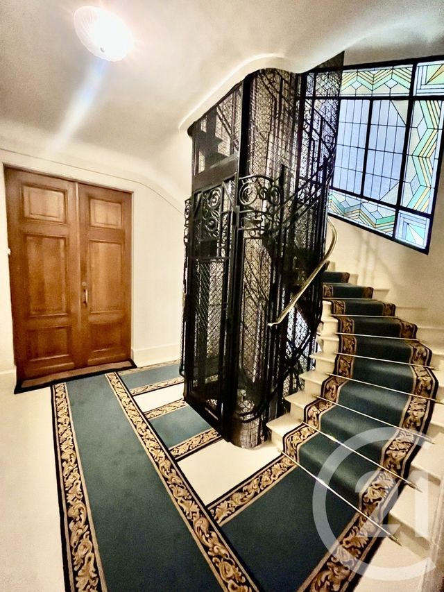 Appartement F4 à vendre - 4 pièces - 94.0 m2 - PARIS - 75016 - ILE-DE-FRANCE - Century 21 Via Conseil 16Ème
