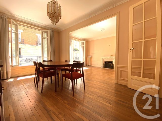 Appartement F4 à vendre - 4 pièces - 94.0 m2 - PARIS - 75016 - ILE-DE-FRANCE - Century 21 Via Conseil 16Ème