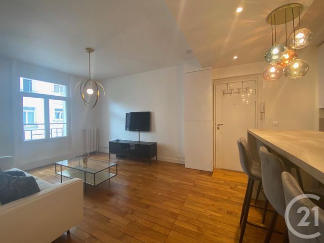 Appartement F3 à louer - 3 pièces - 61.14 m2 - PARIS - 75016 - ILE-DE-FRANCE - Century 21 Via Conseil 16Ème