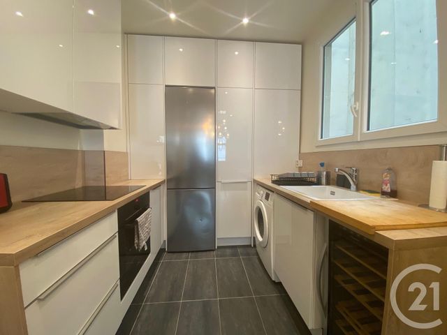 Appartement F3 à louer - 3 pièces - 61.14 m2 - PARIS - 75016 - ILE-DE-FRANCE - Century 21 Via Conseil 16Ème