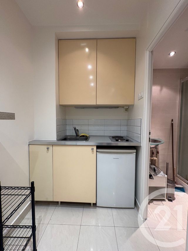 Appartement Chambre à louer - 1 pièce - 16.13 m2 - PARIS - 75016 - ILE-DE-FRANCE - Century 21 Via Conseil 16Ème