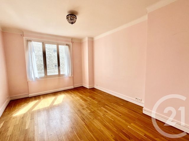 Appartement F3 à vendre - 3 pièces - 72.0 m2 - PARIS - 75016 - ILE-DE-FRANCE - Century 21 Via Conseil 16Ème