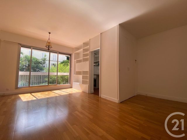 Appartement F1 à louer PARIS