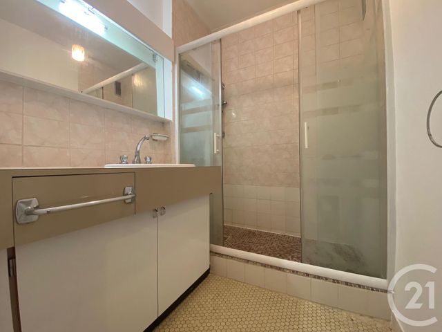 Appartement F1 à louer - 1 pièce - 34.11 m2 - PARIS - 75016 - ILE-DE-FRANCE - Century 21 Via Conseil 16Ème