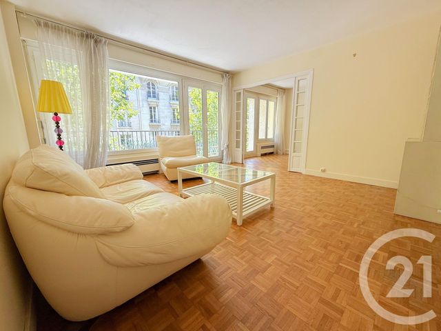 Appartement F3 à vendre - 3 pièces - 72.0 m2 - PARIS - 75016 - ILE-DE-FRANCE - Century 21 Via Conseil 16Ème