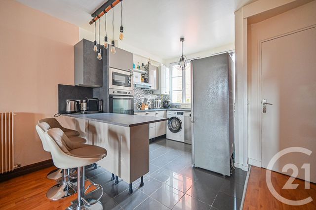 Appartement Duplex à vendre - 6 pièces - 102.19 m2 - PARIS - 75016 - ILE-DE-FRANCE - Century 21 Via Conseil 16Ème