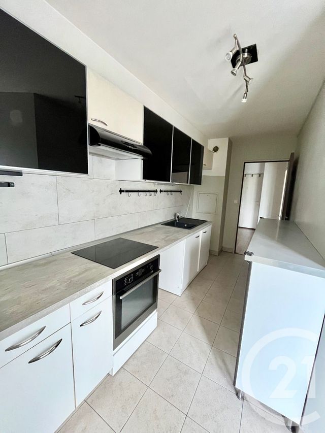 Appartement F3 à vendre - 3 pièces - 75.0 m2 - SEVRES - 92 - ILE-DE-FRANCE - Century 21 Via Conseil 16Ème