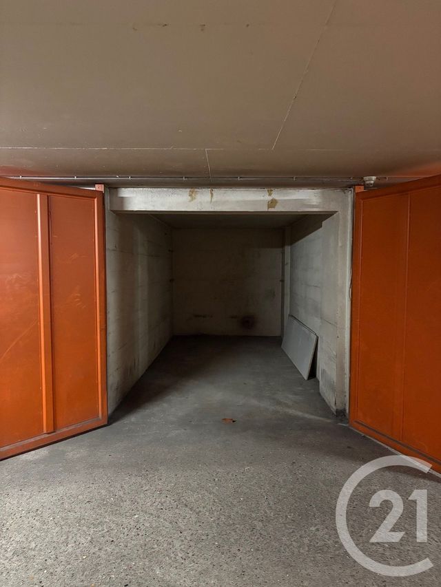 parking à louer - 12.0 m2 - PARIS - 75016 - ILE-DE-FRANCE - Century 21 Via Conseil 16Ème